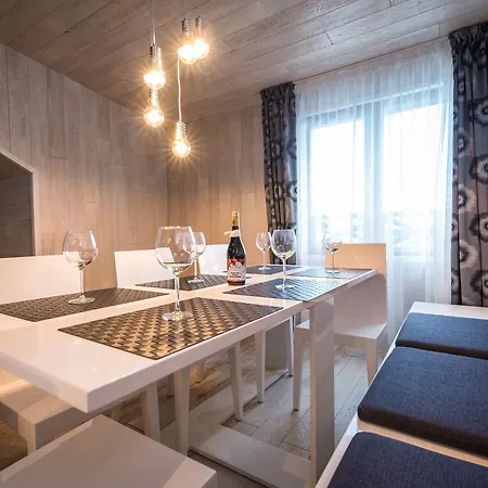 Aspen House Luxury 2 Bedroom